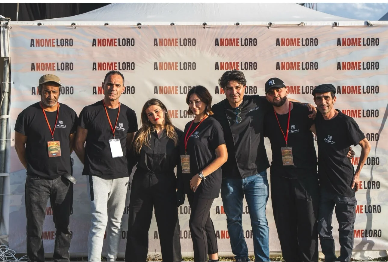 Chef Antonio Di Blasi con la brigata e lo staff eventi